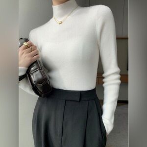 Elegant Cream Turtleneck Sweater
